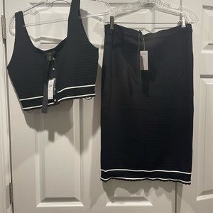 House Of Harlow 1960 2 piece black & white skirt  & top set- size large.